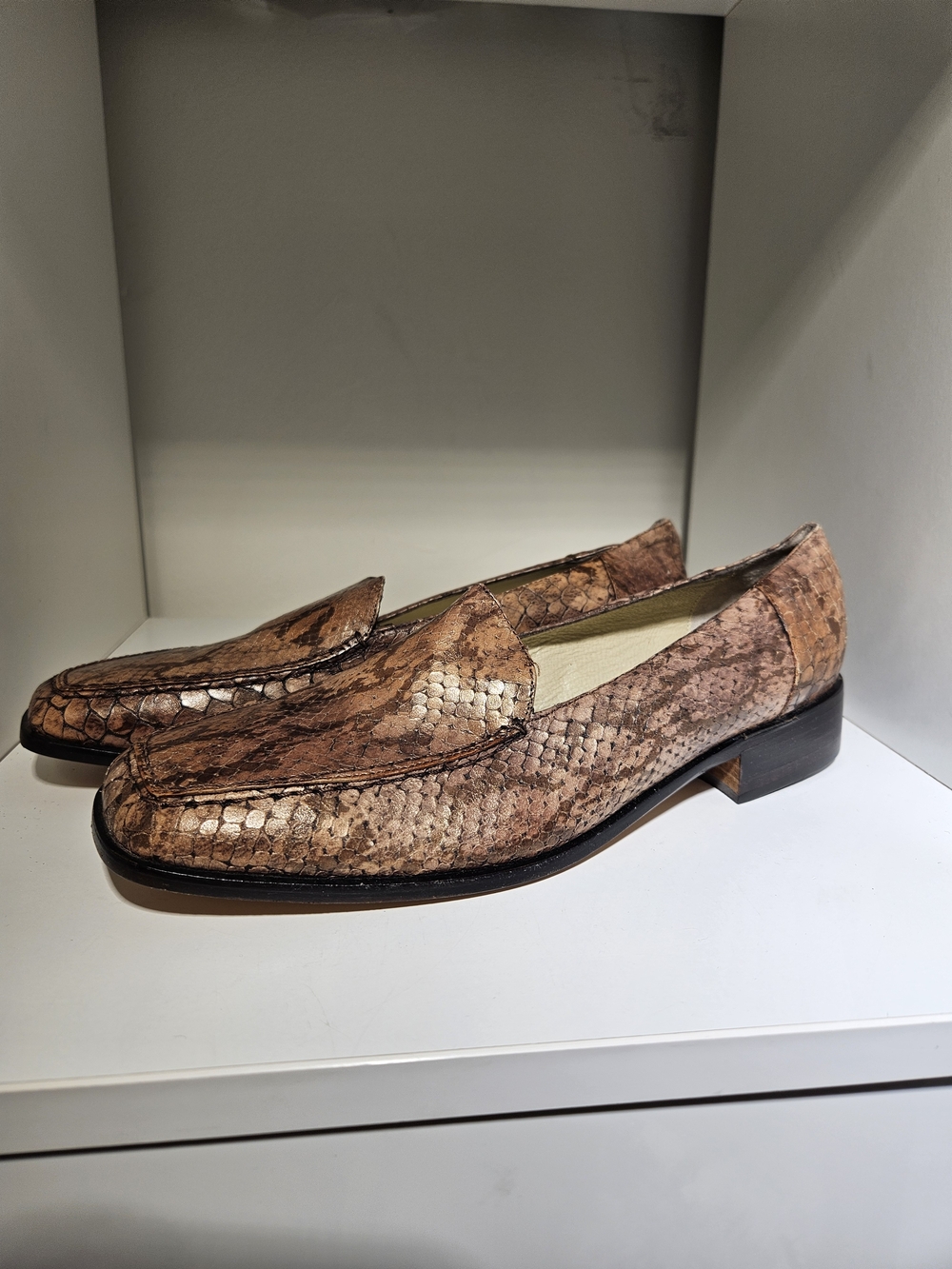 SESTO MEUCCI Italian Loafers Pointed Toe womens size 8.5